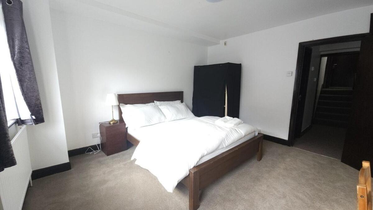London Stockwell Station Apartment Номер фото