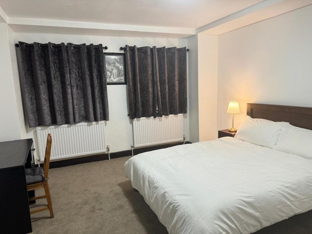 London Stockwell Station Apartment Номер фото