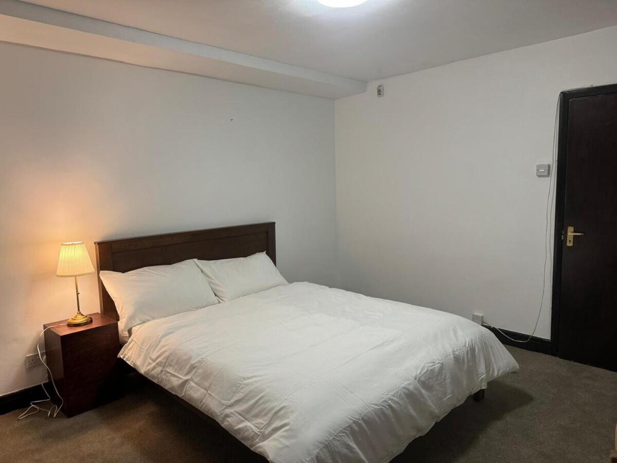London Stockwell Station Apartment Номер фото