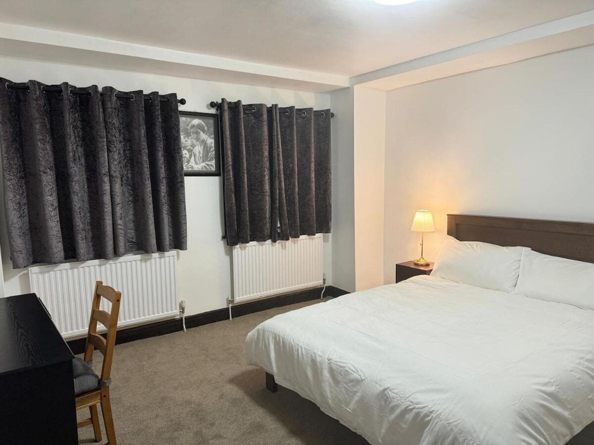 London Stockwell Station Apartment Номер фото